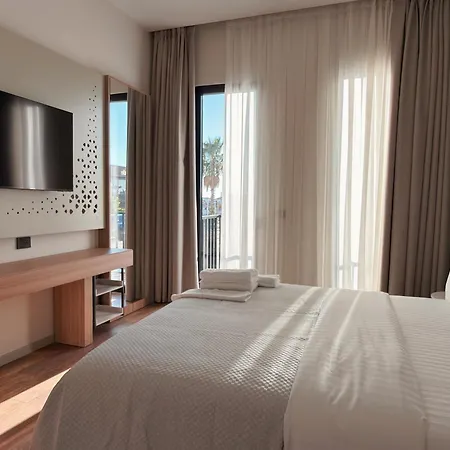 Boutique Hotel Praia Grande 4* Durrës